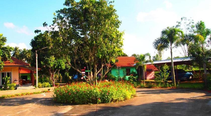 Donut Resort Mae Sai Exterior photo